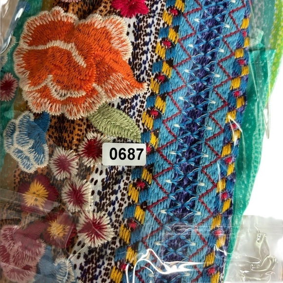 Savanna Jane Floral Embroidered Stripped Multicolor Tank Top Size Small - Picture 8 of 8